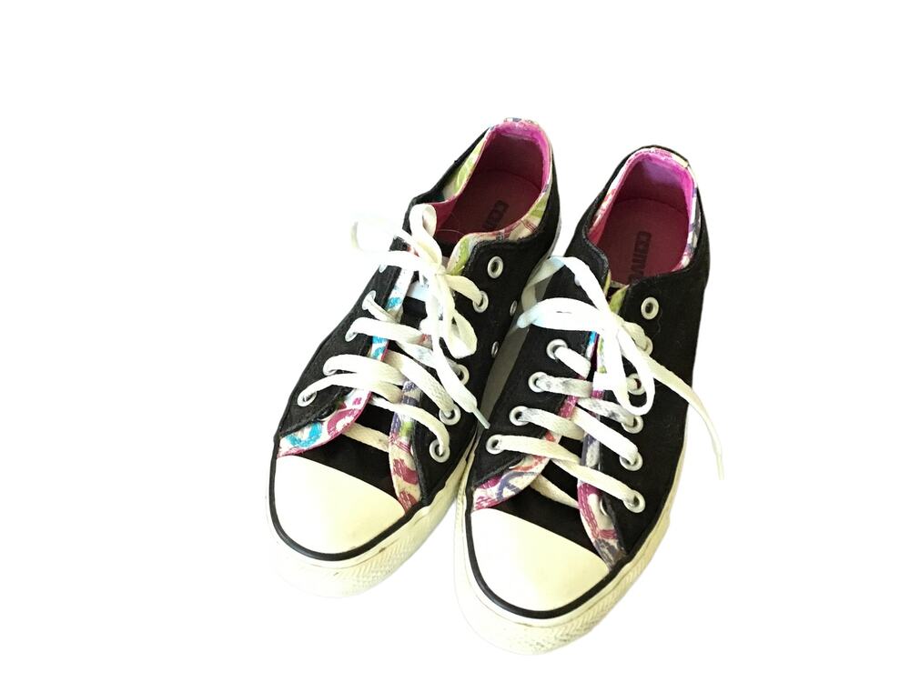 Converse Women's Low Top Size 8 Black Pink